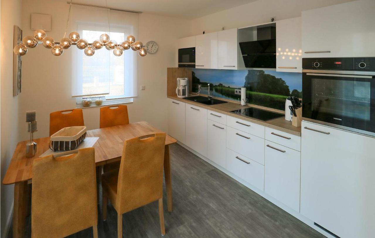 2 Bedroom Cozy Apartment In Rechlin Luaran gambar
