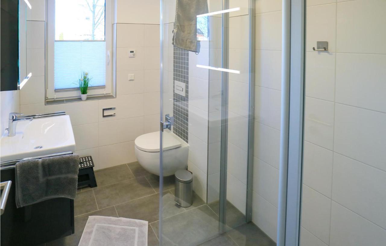 2 Bedroom Cozy Apartment In Rechlin Luaran gambar